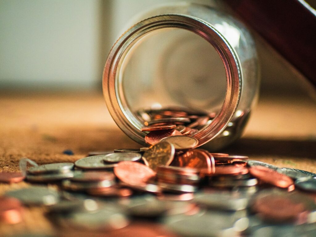 10 Budgeting Hacks to Save Big Each Month